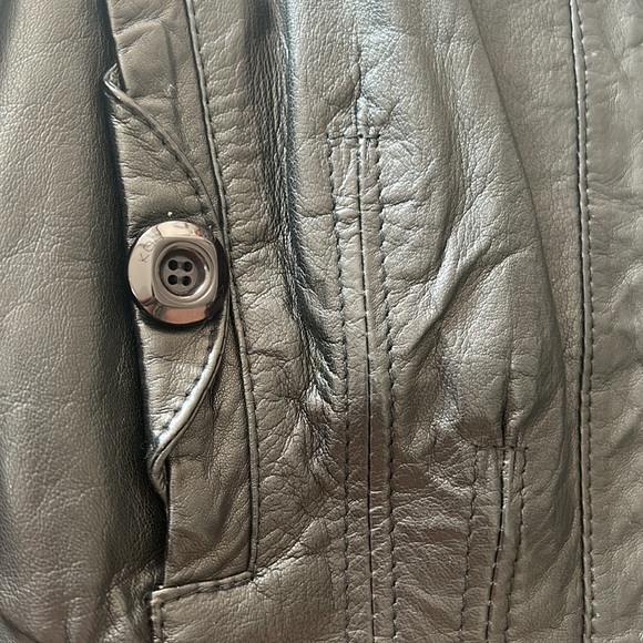 XXS black leather jacket. Fits like a zero. Buttery soft Italian leather. - Picture 3 of 7